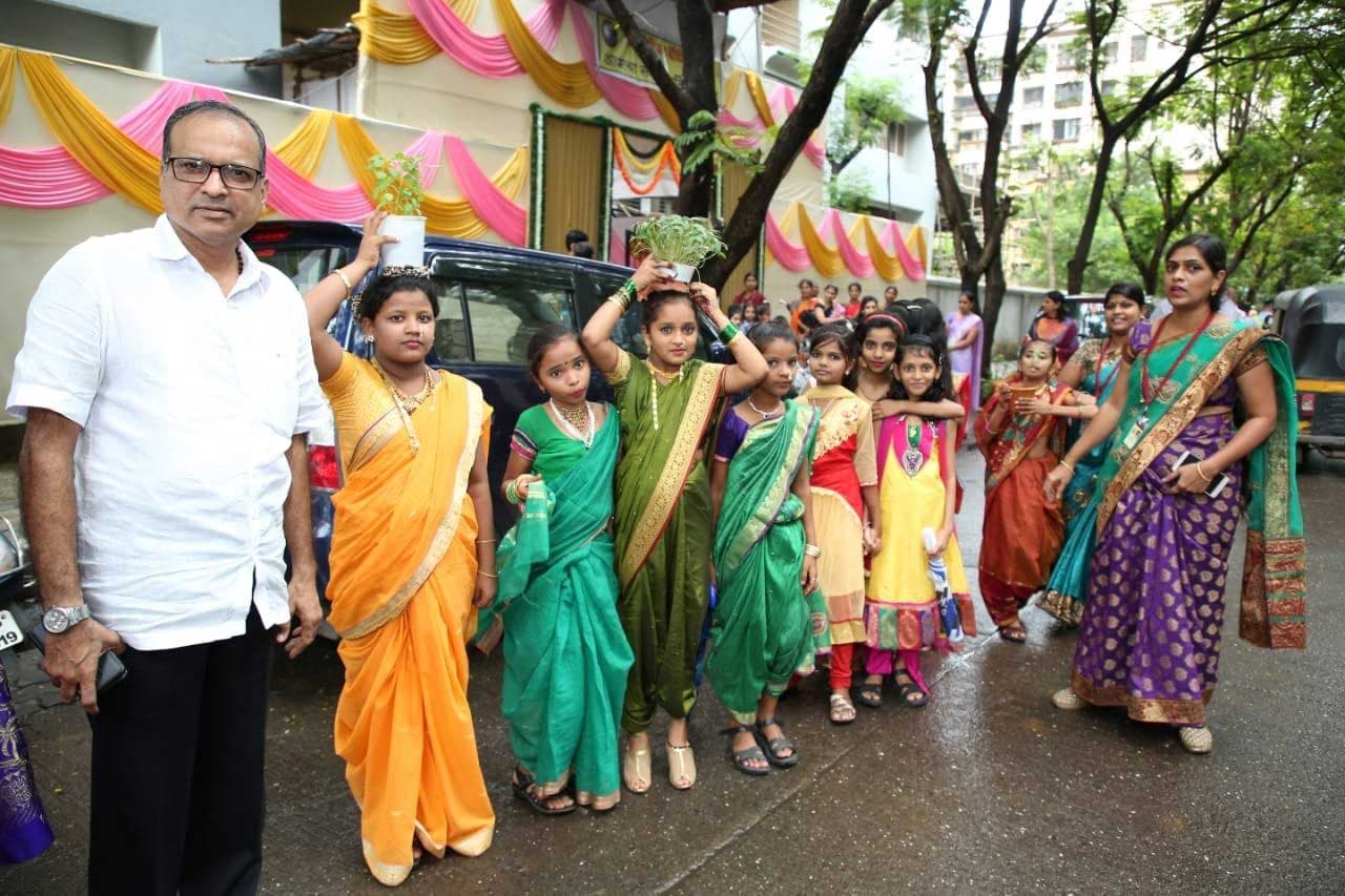 R R Educational Trust gallery